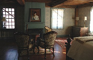 Lathrop Room Sitting Area with Fireplace Lathrop Room Sitting Area with Fireplace